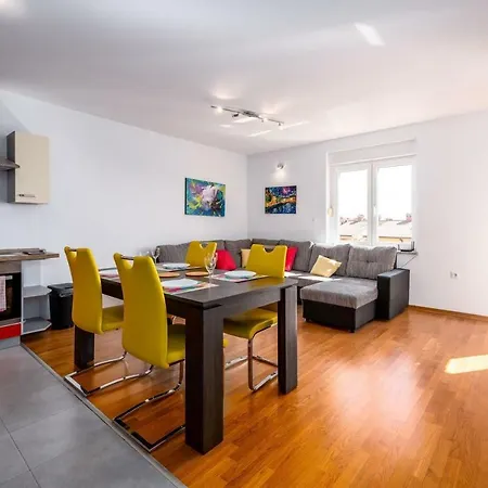 Appartamento Laura House With *